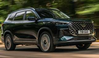 Chery Tiggo 8 - dynamic front 3/4